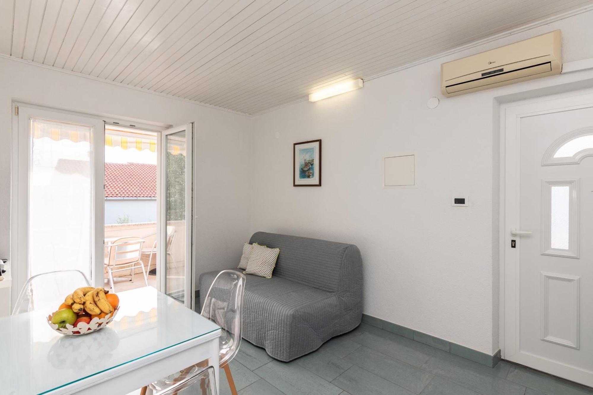 Apartments Tauzer Mandre Exterior photo